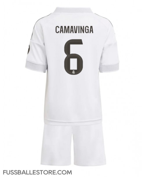 Günstige Real Madrid Eduardo Camavinga #6 Heimtrikotsatz Kinder 2025-26 Kurzarm (+ Kurze Hosen) Günstige Real Madrid Eduardo Camavinga #6 Heimtrikotsatz Kinder 2025-26 Kurzarm (+ Kurze Hosen)
